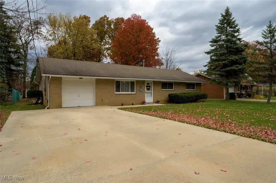 2215 Lynnwood Drive, Stow, OH 44224 - Image #3