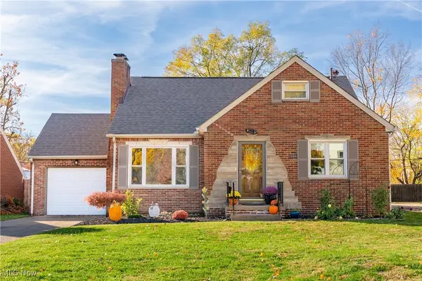 233 Harter Nw Avenue, Canton, OH 44708