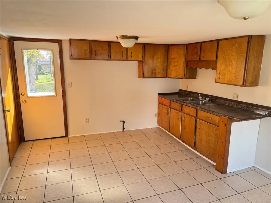 326 E 13th Street, Dover, OH 44622 - Image #3