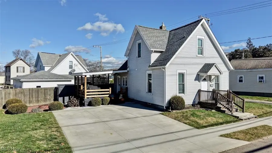 125 3rd Sw Street, Strasburg, OH 44680 - #2