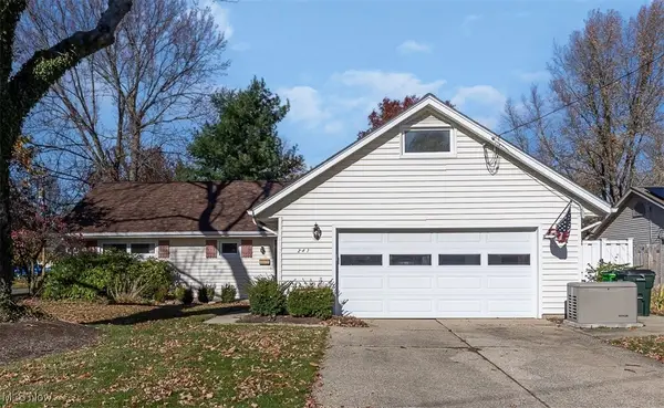 243 Edgewood Drive, Berea, OH 44017