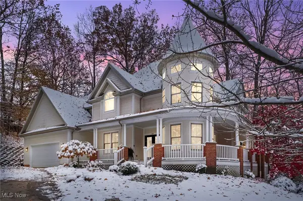 8851 Spring Valley Drive, Broadview Heights, OH 44147