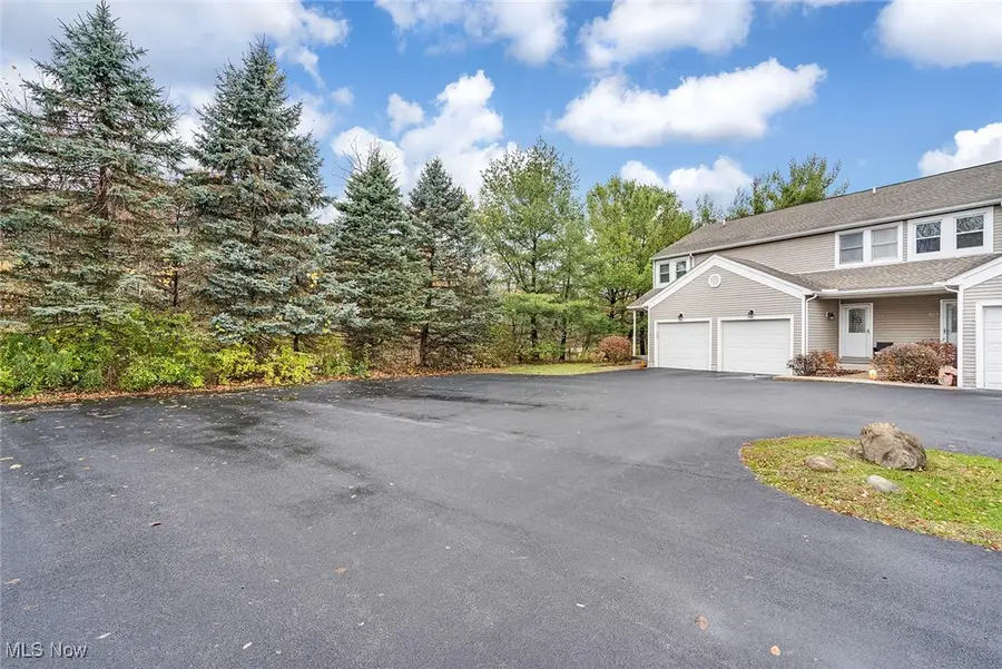 3821 Mercedes Place, Canfield, OH 44406 - Image #2