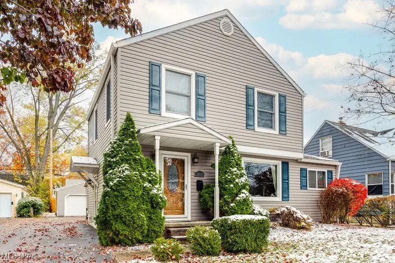 2411 16th Street, Cuyahoga Falls, OH 44223 - Image #1