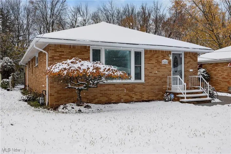 23402 Vera Street, Warrensville Heights, OH 44128 - Image #2