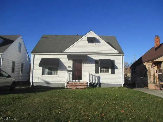 21207 Franklin Road, Maple Heights, OH 44137 - Image #1