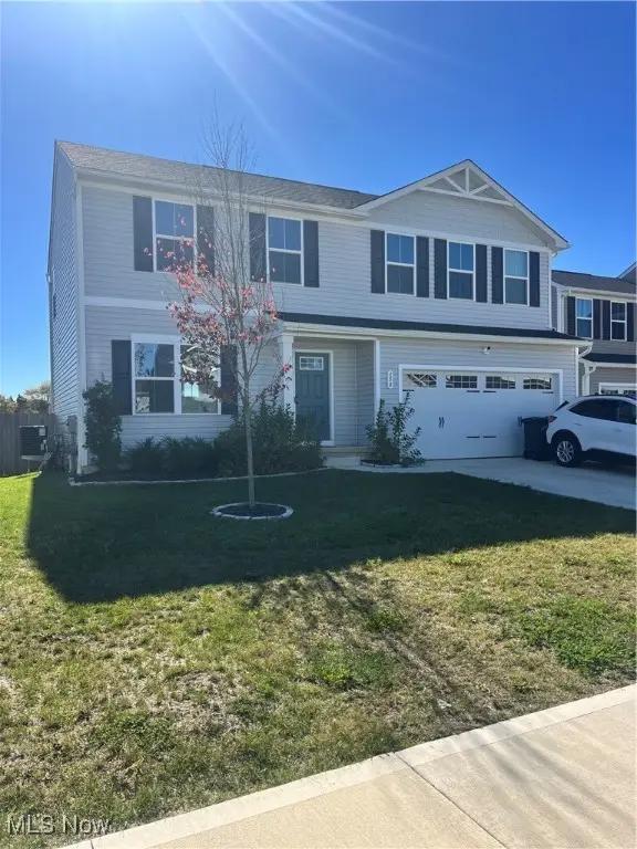 158 River Run Drive, Elyria, OH 44035