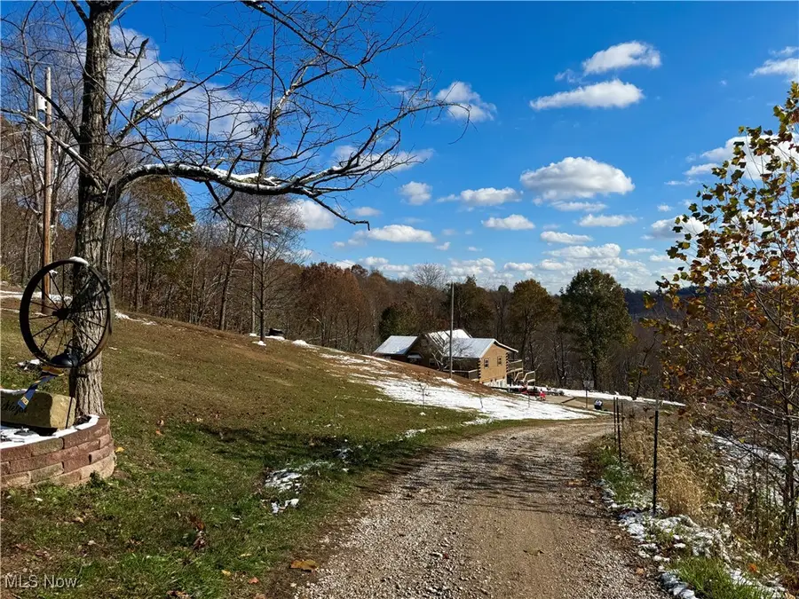3326 Mount Carmel Ridge Road, Saint Marys, WV 26170 - Image #2