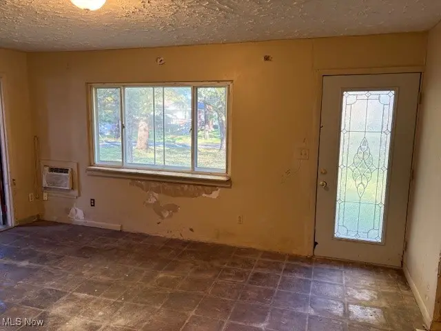 5560 Wilkes Road, Atwater, OH 44201 - Image #3