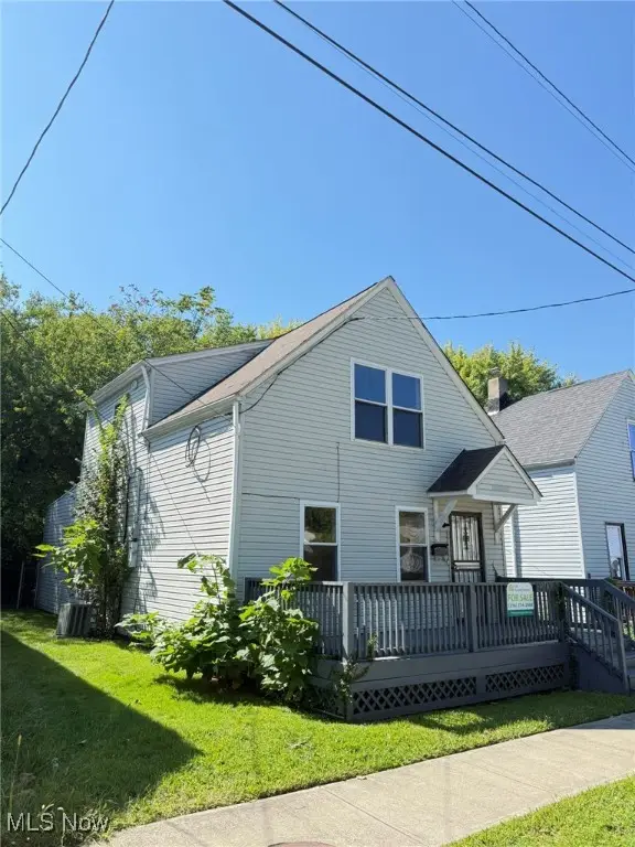 12008 Oakland Avenue, Cleveland, OH 44106