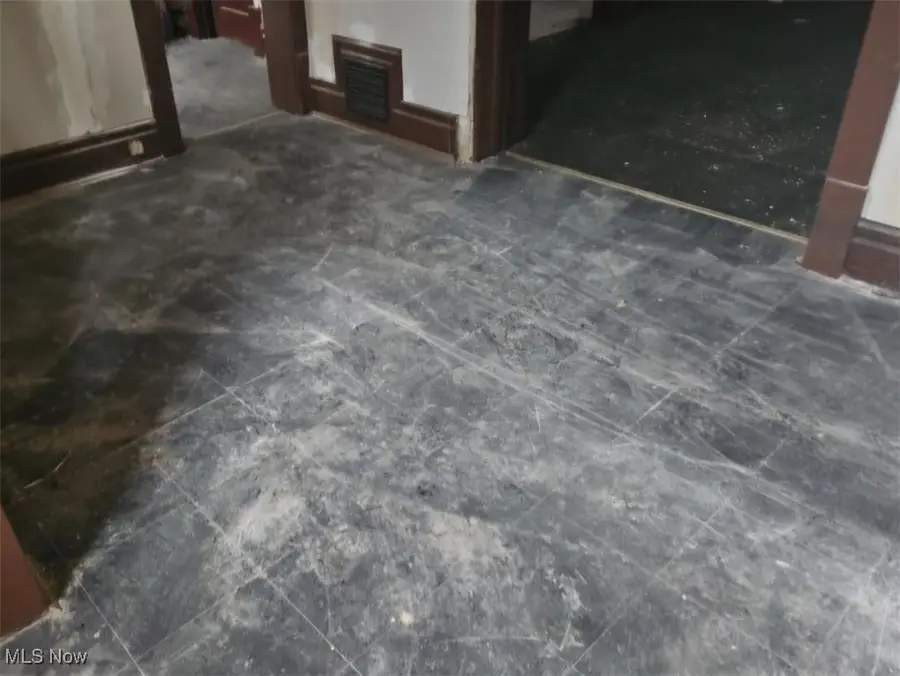 240 Cuyahoga Street, Akron, OH 44304 - Image #3