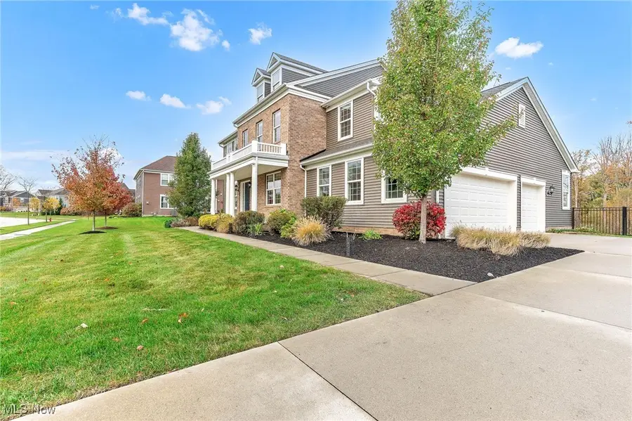 6634 Regal Woods Drive, Hudson, OH 44236 - Image #2