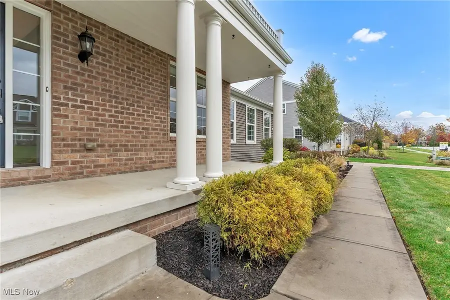 6634 Regal Woods Drive, Hudson, OH 44236 - Image #3