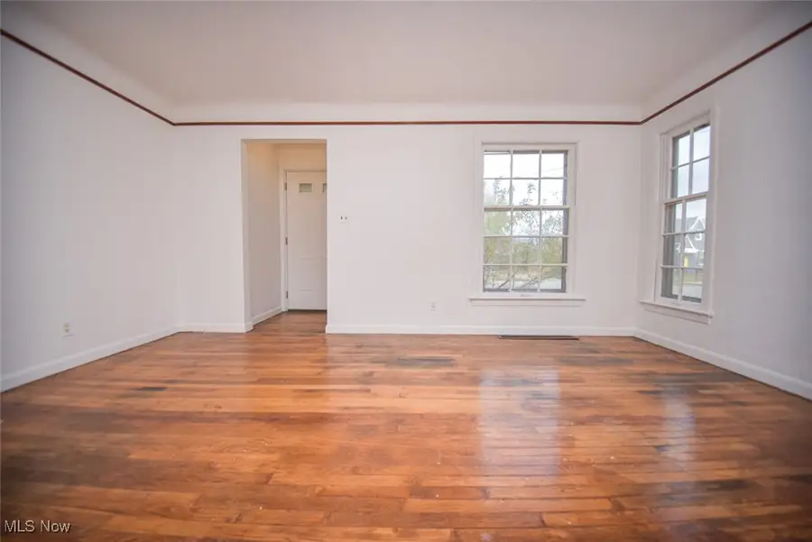 2901 Ralph Avenue, Cleveland, OH 44109 - Image #3