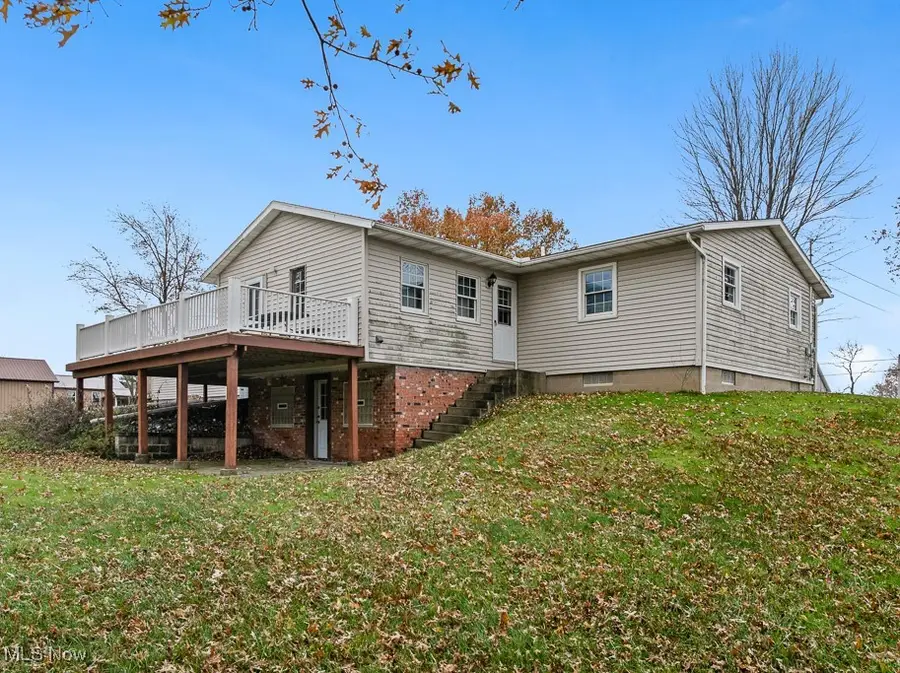 6459 Smith Kramer Ne, Hartville, OH 44632 - Image #2