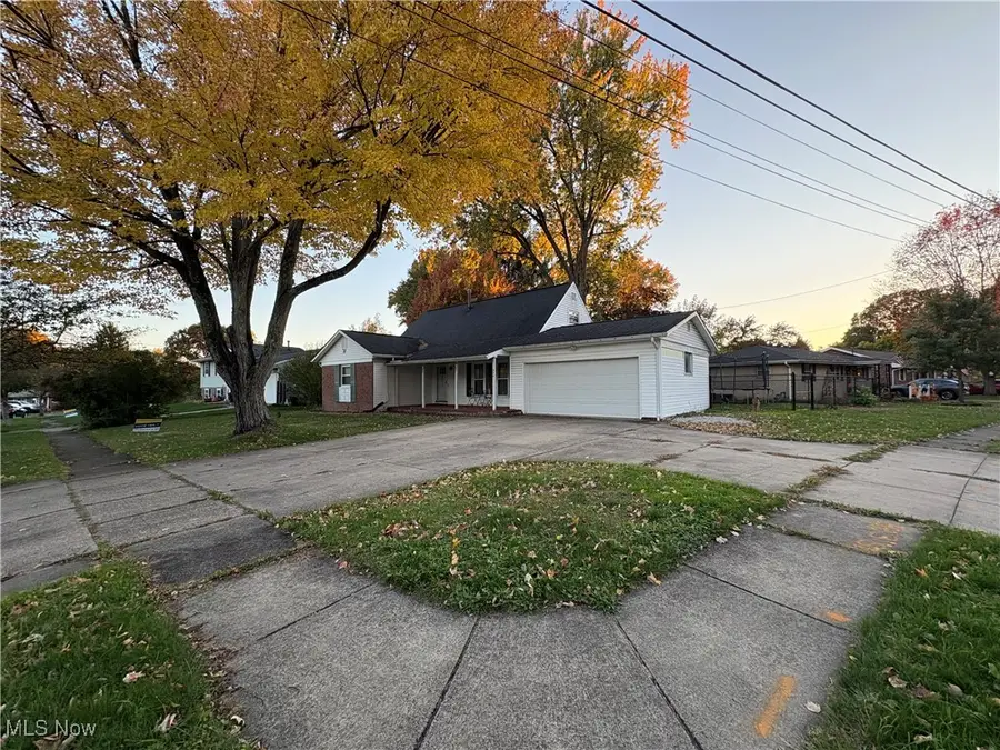 522 Eric Drive, Tallmadge, OH 44278 - Image #2