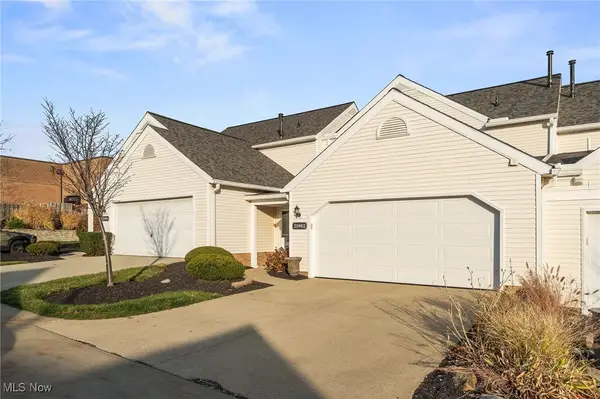 21862 Addington Boulevard, Rocky River, OH 44116