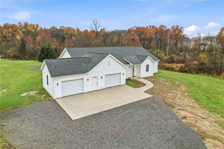 11489 Mahoning Avenue, North Jackson, OH 44451 - Image #2