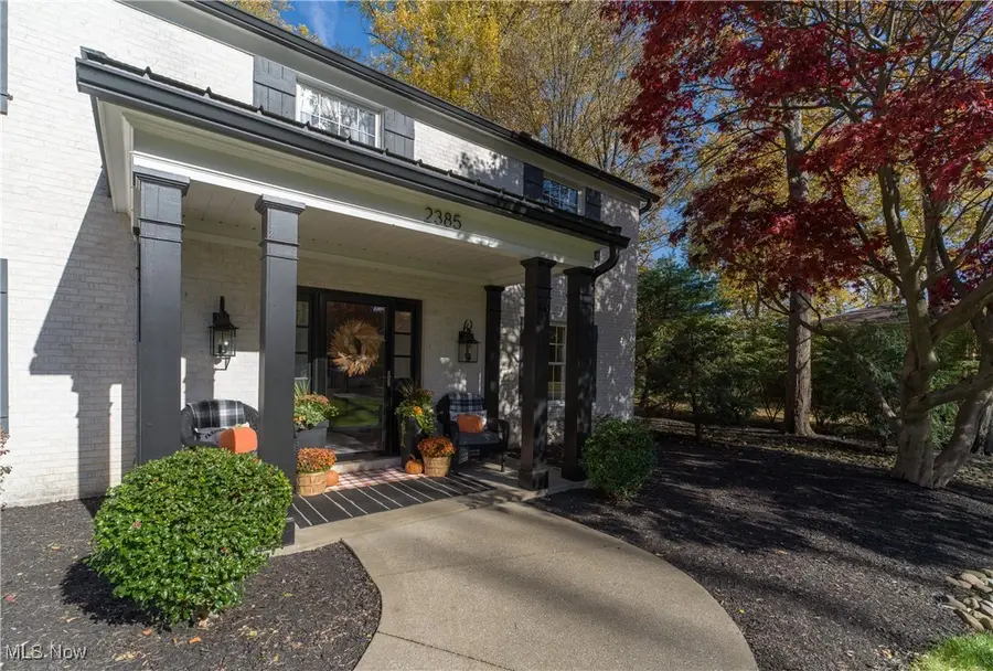 2385 Oakway Nw Street, North Canton, OH 44720 - Image #3