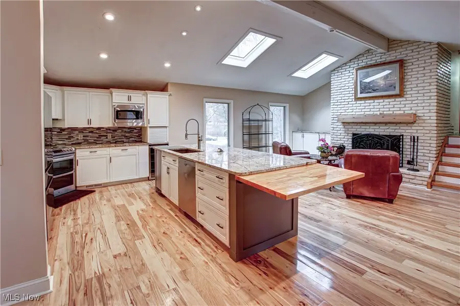 711 Cross Creek Oval, Aurora, OH 44202 - Image #3