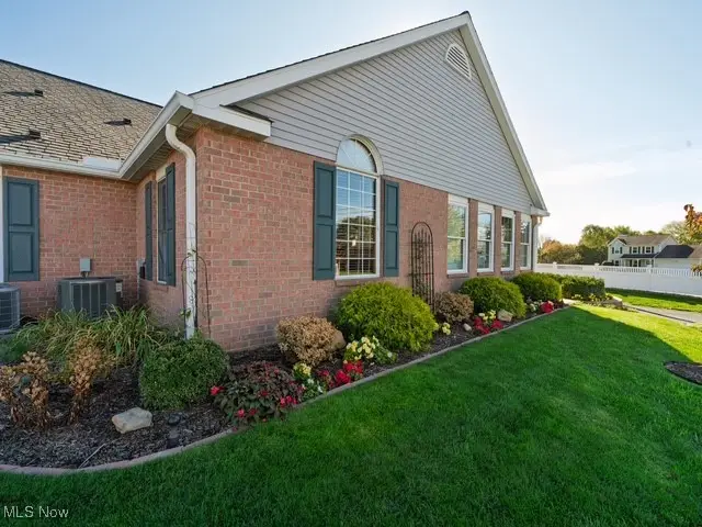 1713 Batavia Nw Street, Uniontown, OH 44685 - Image #2