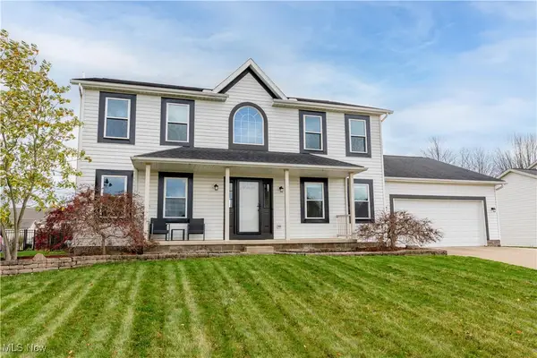 2394 Findlay Nw Circle, Uniontown, OH 44685