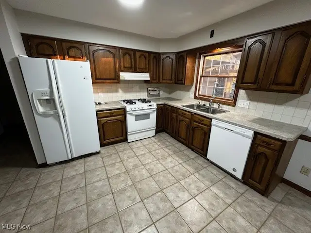 13356 Mogadore Nw Avenue, Uniontown, OH 44685 - Image #2