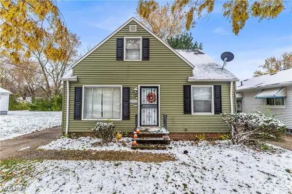 16704 Meadowvale Avenue, Cleveland, OH 44128