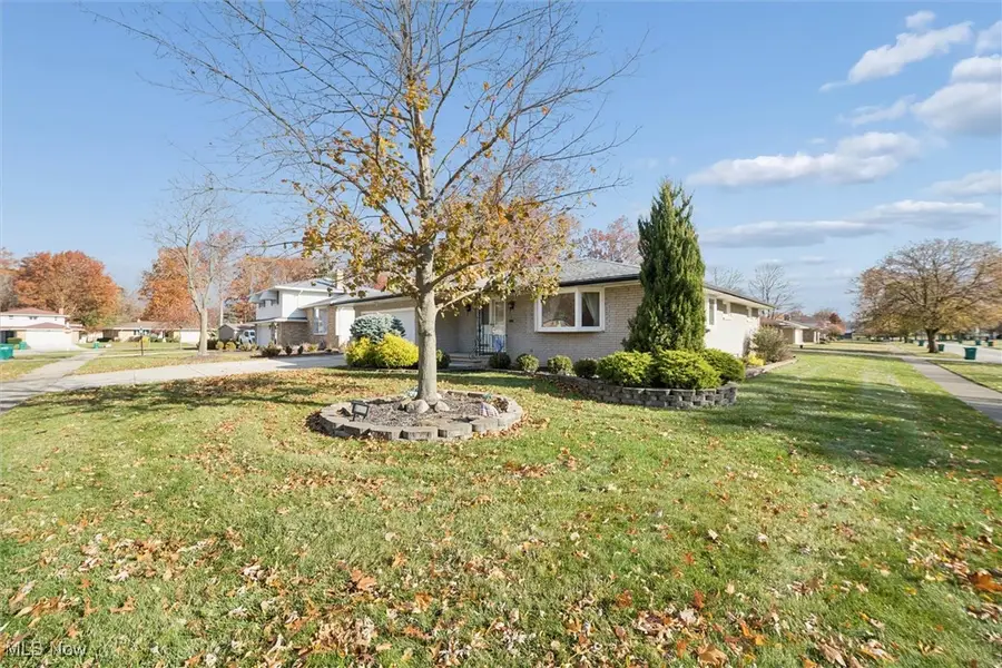 6145 Winchester Drive, Seven Hills, OH 44131 - Image #3