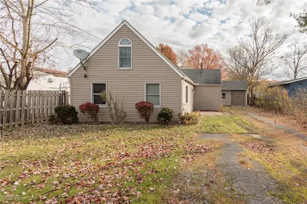 9855 Dupont Drive, Columbia Station, OH 44028