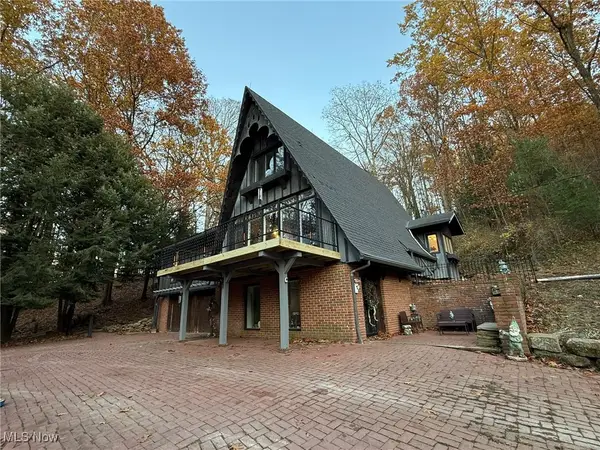 8116 Deer Sw Road, Bowerston, OH 44695