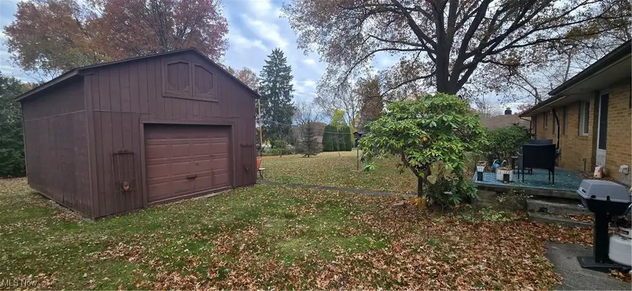 639 N Azalea Boulevard, Barberton, OH 44203 - Image #3