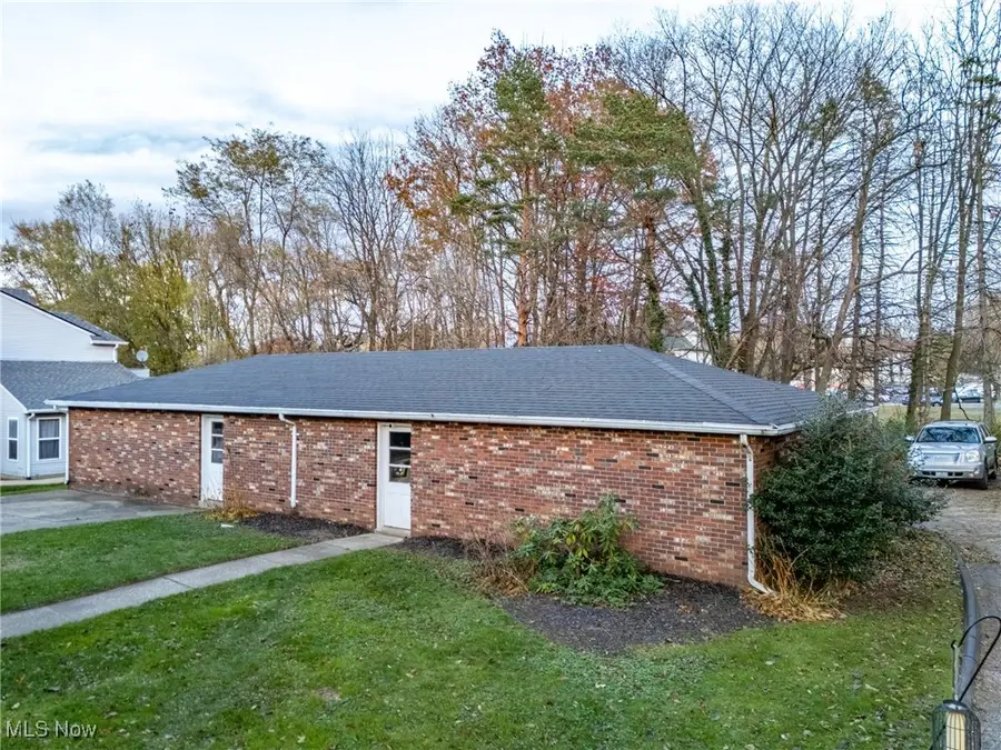 3736 Woodford Nw Avenue, Canton, OH 44709 - Image #2