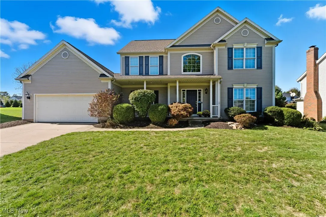 11065 Dunsby Nw Avenue, Uniontown, OH 44685 - Image #1