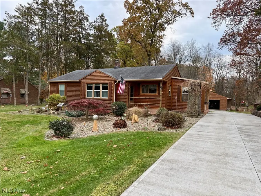 12020 Lochwood Sw Street, Massillon, OH 44647 - Image #3