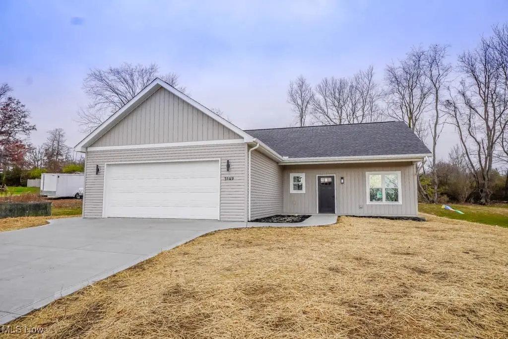 5149 Francesca Ne Street, Louisville, OH 44641 - Image #1