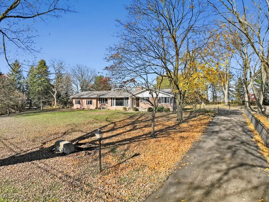 11087 Louisville Street, Louisville, OH 44641 - Image #1