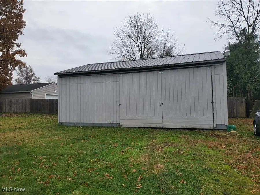 1216 Stratford Street, Barberton, OH 44203 - Image #2