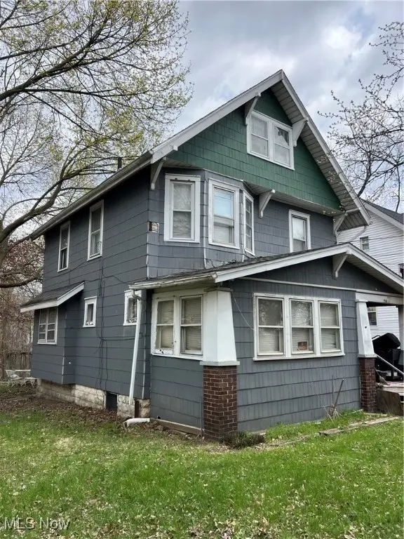 156 Colony Crescent, Akron, OH 44305 - Image #1