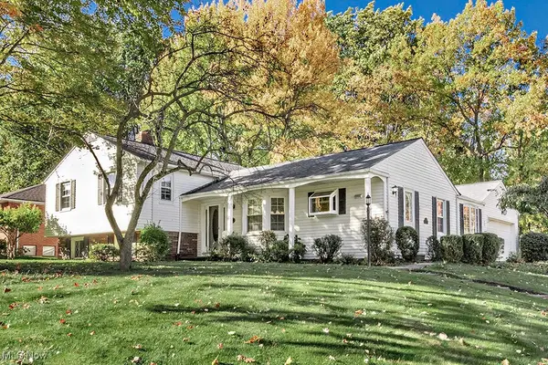 950 Colony Drive, Highland Heights, OH 44143