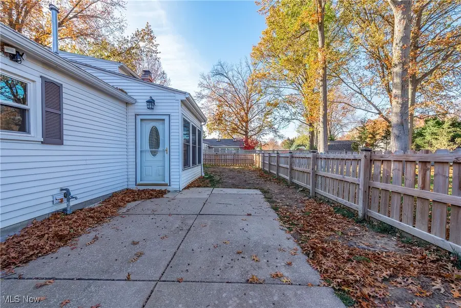 32650 Greenwood Drive, Avon Lake, OH 44012 - Image #3