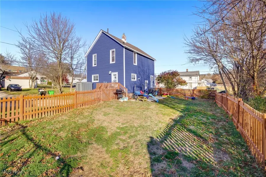 986 Shannon Avenue, Barberton, OH 44203 - Image #2