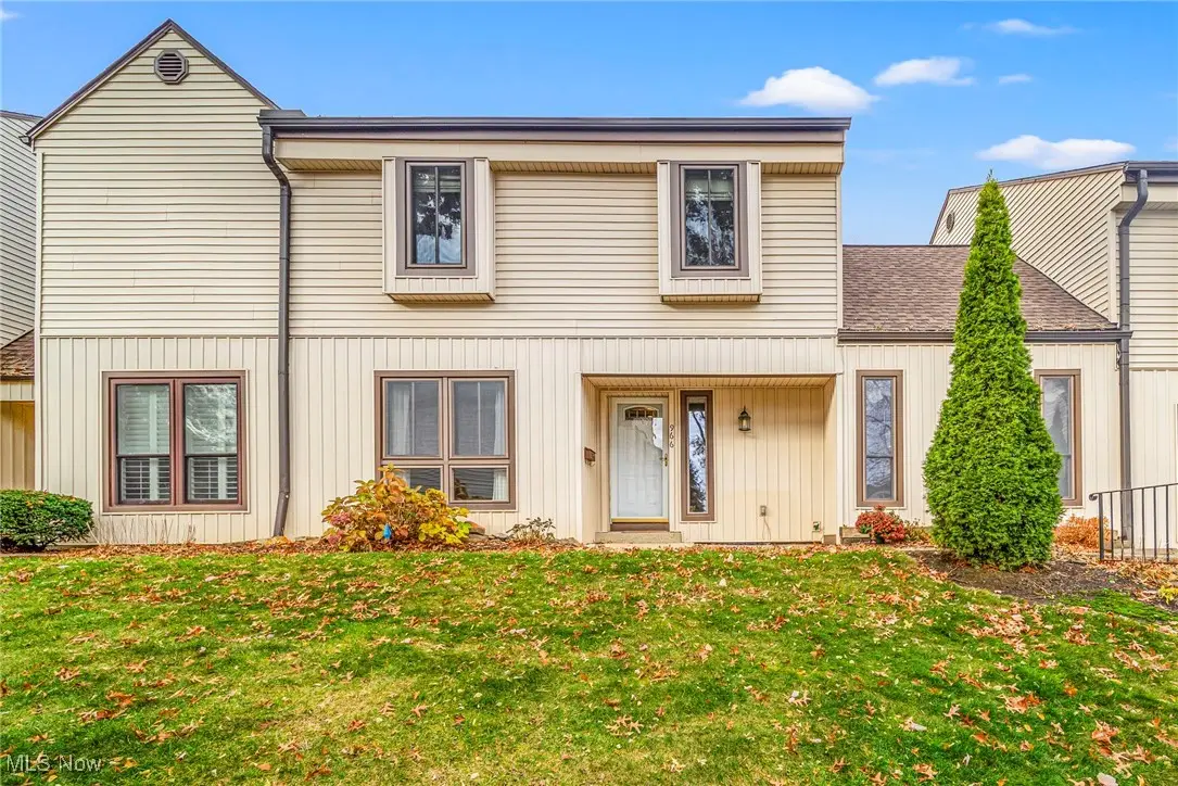 966 Som Center Road #C5, Mayfield, OH 44143 - Image #1