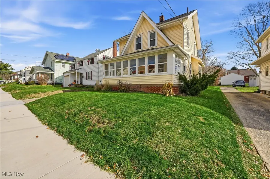 150 Wise Ne Avenue, North Canton, OH 44720 - Image #2