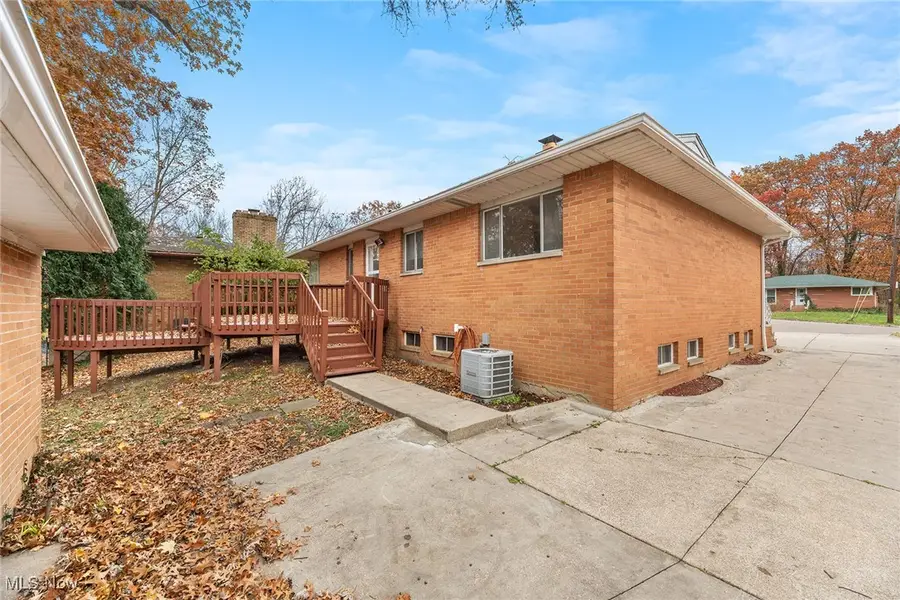 2023 Thurmont Road, Akron, OH 44313 - Image #3