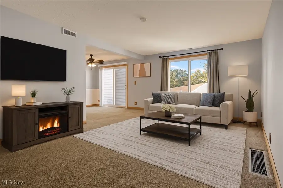 231 Deepwood Drive, Wadsworth, OH 44281 - Image #3