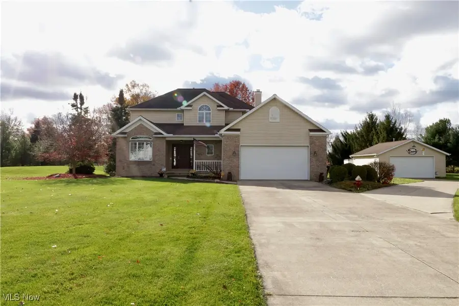 38627 Bear Creek Drive, Grafton, OH 44044 - Image #2