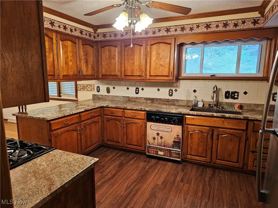 5105 Atchison Road, Bellaire, OH 43906 - Image #2