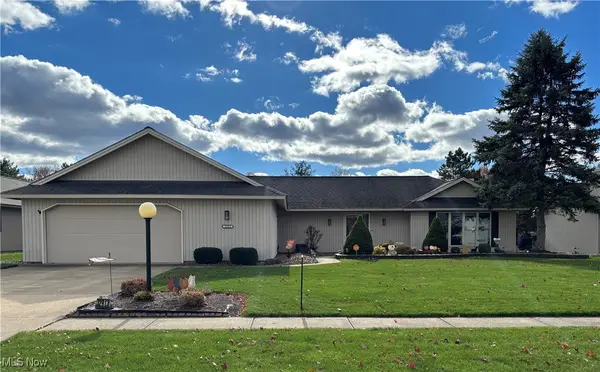 32913 Woodstone Circle, North Ridgeville, OH 44039