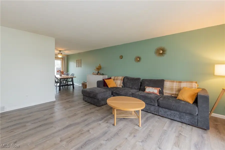 4802 Forest Edge Drive, Brooklyn, OH 44144 - Image #2